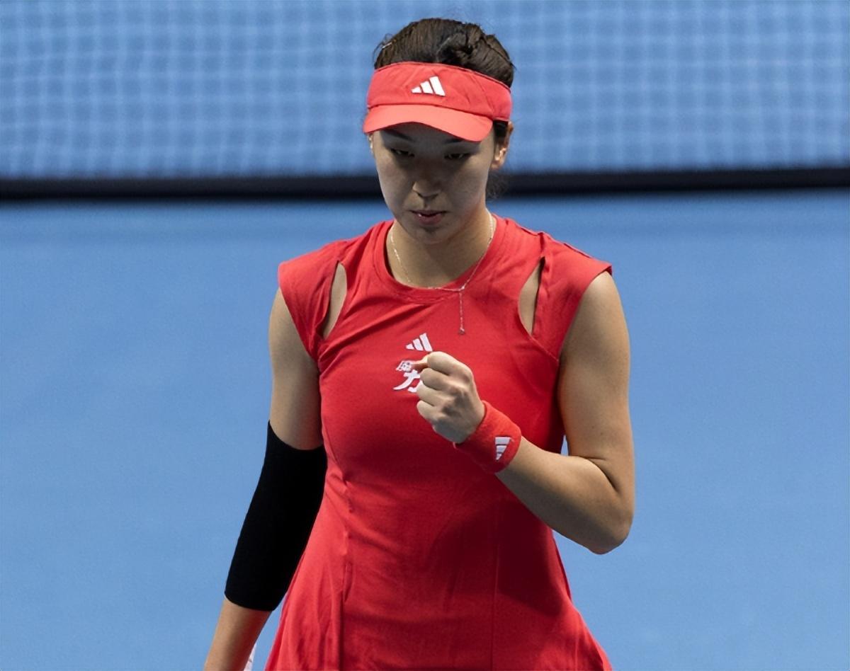 阿扎伦卡连续五场比赛得分超过险胜，MAD不断突破！-爱游戏官网